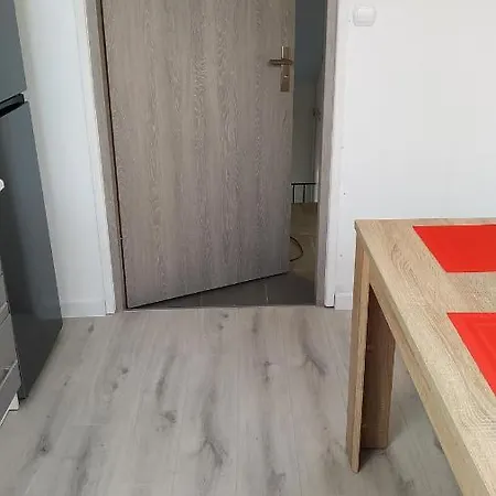 Witkacego Czerwony 아파트 *