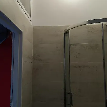 Witkacego Czerwony 스와프스크